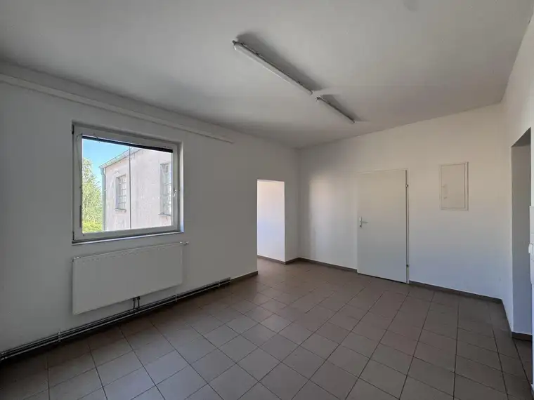 92 m² | Büro im 1. OG