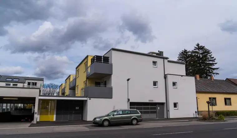 Betreuung möglich! - helle 2 Zimmerwohnung mit Balkon in Spillern