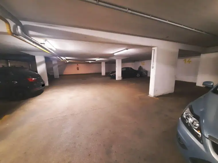 Tiefgaragenplätze in der Erzherzog Karl Straße 245 - 1220 Wien - PROVISIONSFREI