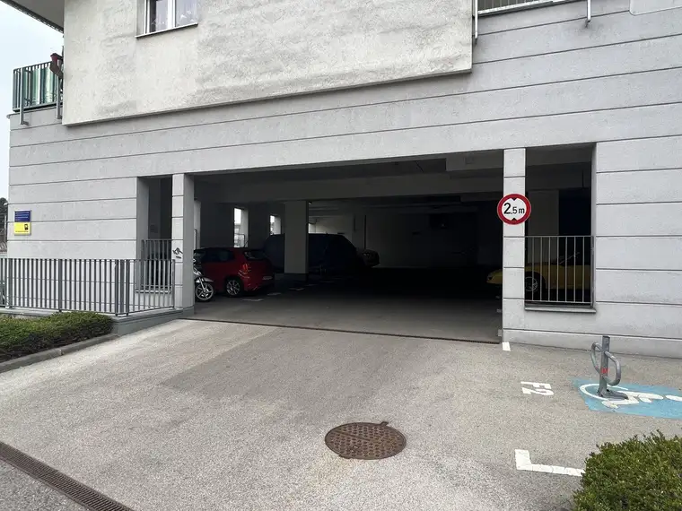 Garagenplätze in Tulln Rochusgasse 2 - PROVISIONSFREI