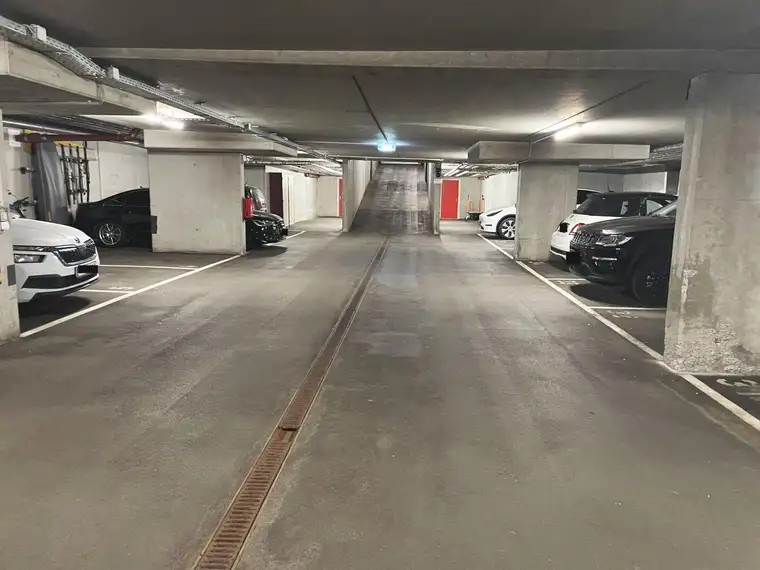 Provisionsfreier Tiefgaragenabstellplatz in 1230 Wien, Hochwassergasse 30+32