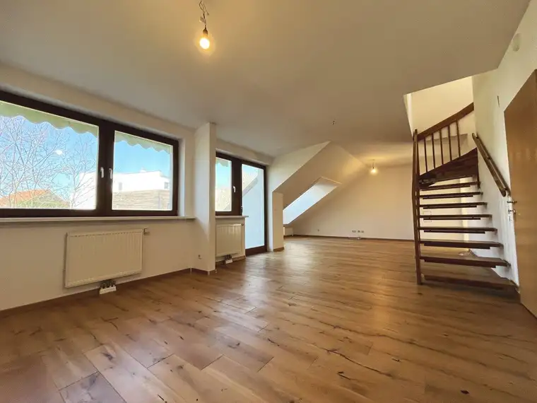 Familientraum in Katzelsdorf - schicke Maisonettewohnung mit viel Platz