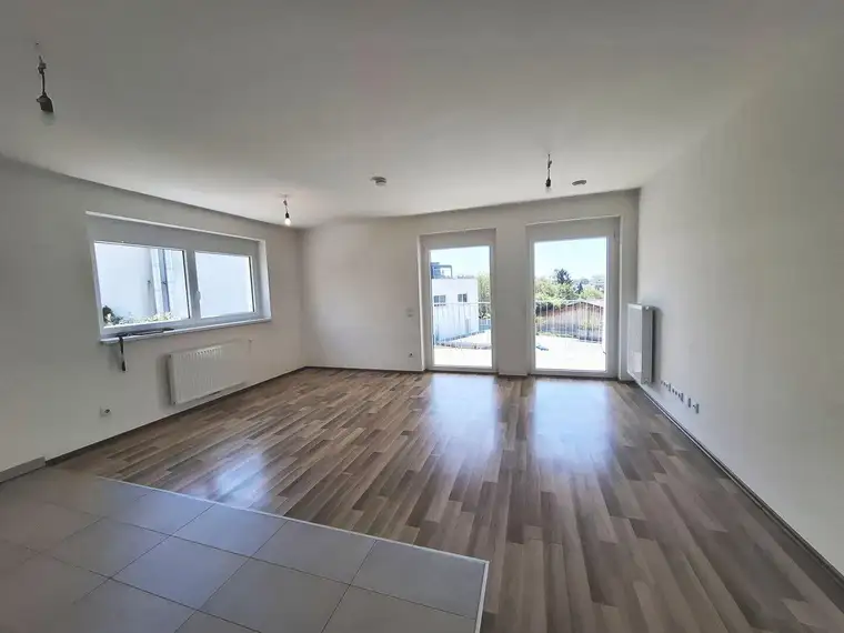 Moderne 3-Zimmer-Wohnung mit Balkon in Ernstbrunn