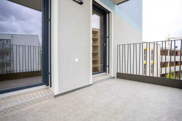 ERSTBEZUG "ein viertel grün" - traumhafte 2 Zimmerwohnung mit Balkon und Tiefgaragenstellplatz in Wr. Neustadt - provisionsfrei