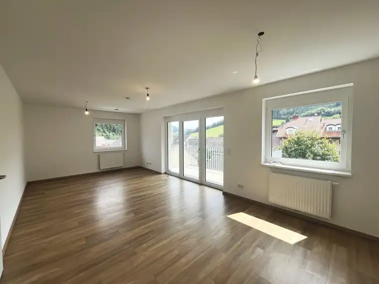 Betreutes Wohnen in Randegg – schöne 3 Zimmer Dachgeschosswohnung mit Balkon
