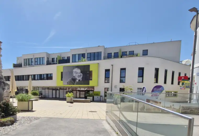 Helle 2-Zimmer-Wohnung mit Loggia in Mitten von Pöchlarn