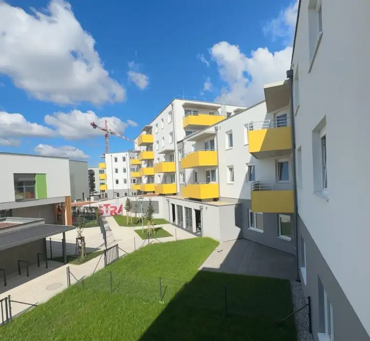 ERSTBEZUG „ein viertel grün“ in Wiener Neustadt - zentral gelegene 3 Zimmerwohnung mit Balkon