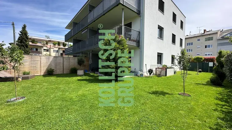 Gepflegte und uneinsichtige 3-Zimmer-Gartenwohnung mit zwei KFZ-Stellplätzen am Spitalbergl.
