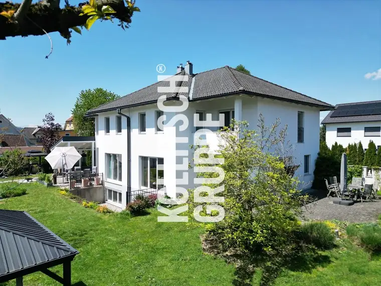 Neuer Preis: Doppelhaushälfte mit Garage, großem Garten &amp; viel Platz zum Wohlfühlen.
