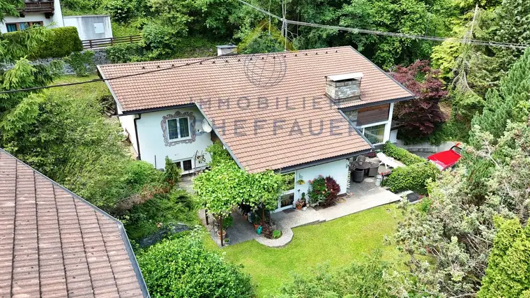Einfamilienhaus mit Einliegerwohnung