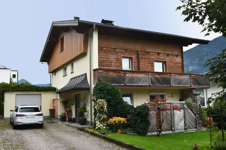 Wohnhaus mit Einliegerwohnung in Jenbach