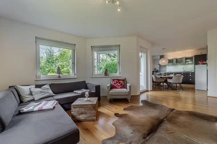 Sehr ansprechende 4-Zimmer Gartenwohnung ideal für Familien