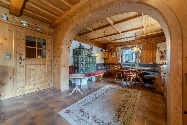 Ferienhaus - Uriges, traditionelles Einfamilienhaus in Sonnenlage