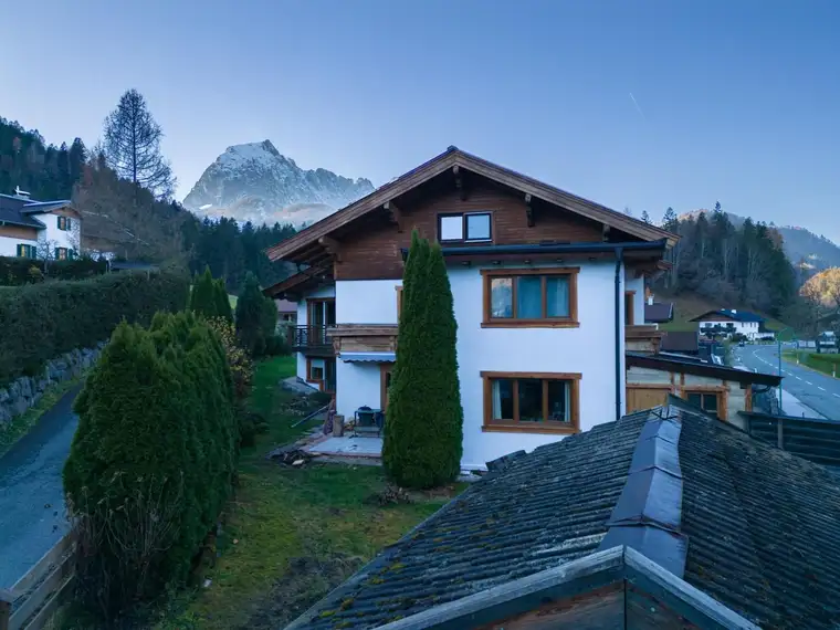 Mehrfamilienhaus in schöner Panoramalage