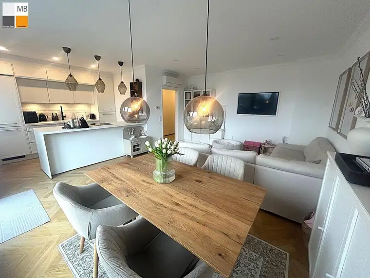 Roswitha Adler, Michael Bajer Immobilien