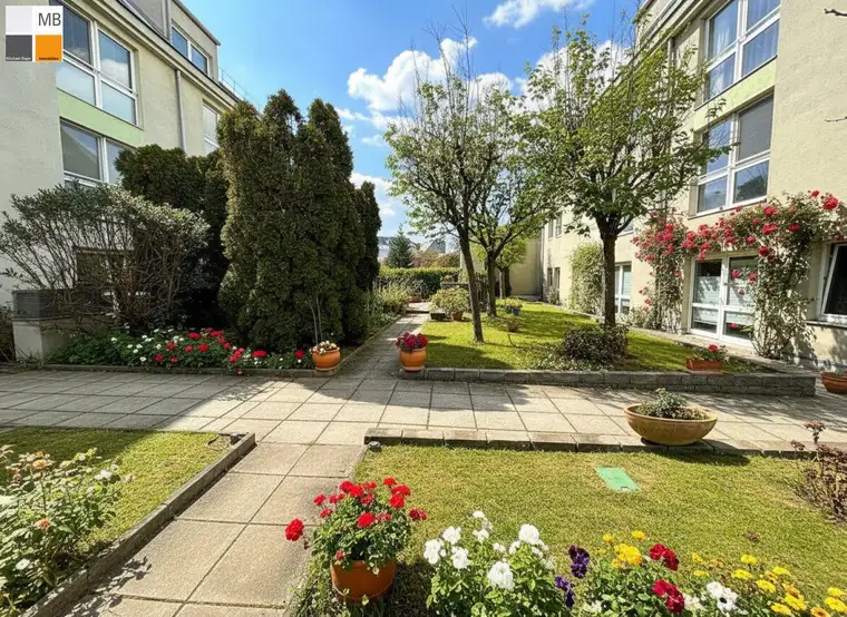 ++ Neuwertige ruhige Wohnung mit U6‑Anbindung I MB IMMOBILIEN ++