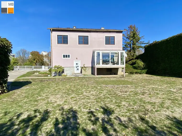 > > Platz ohne Ende, Zweifamilienhaus mit riesigem Garten, ideal für Pferdeliebhaber, Tierhaltung, Gartenbau I MB IMMOBILIEN < <