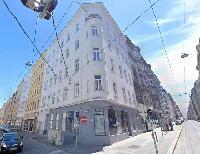Antonia Vrcic, Modesta Real Estate