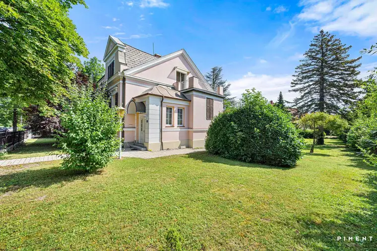 Bezaubernde Villa mit großzügigem Garten in Bad Vöslauer Bestlage!