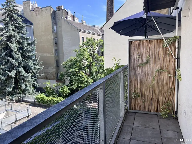 Helle 2-Zimmer Wohnung mit Balkon in Mariahilf!