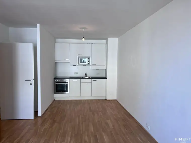 TOP 2-ZIMMER WOHNUNG IN BEGEHRTER LAGE IM 6.