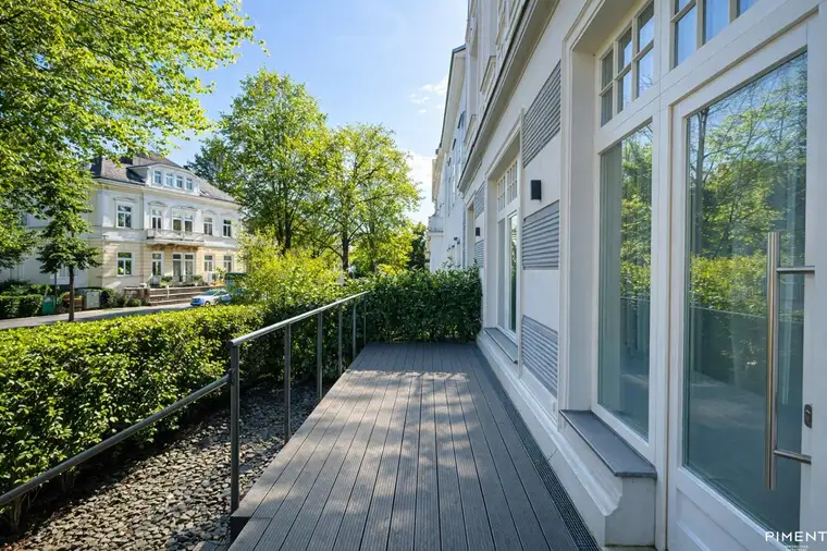 Pia Bernard, Piment Immobilien & Investment GmbH
