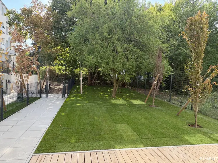 ERSTBEZUG - TOWNHOUSE MIT GARTEN IN NEUBAUPROJEKT!