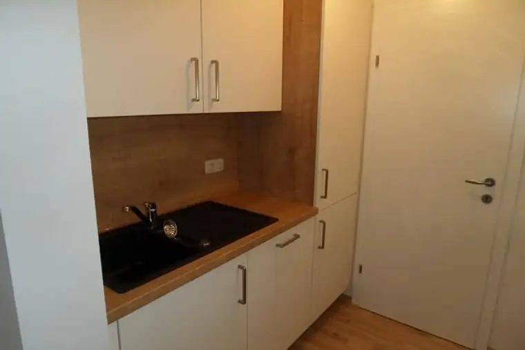 Zauberhafter Wienerwald! – Top 12; 2 Zimmerwohnung mit 7,25m2 Balkon