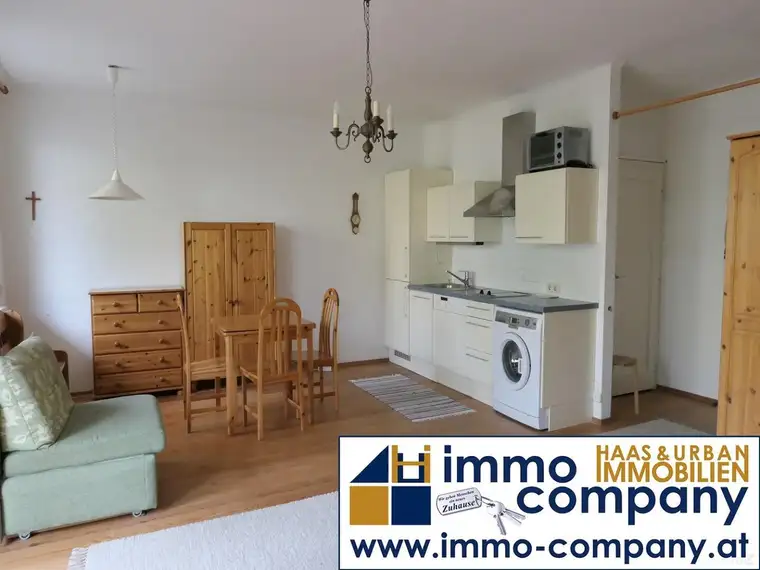 1-Zimmer Wohnung mit großer Loggia (inkl. Heizungsakkonto)
