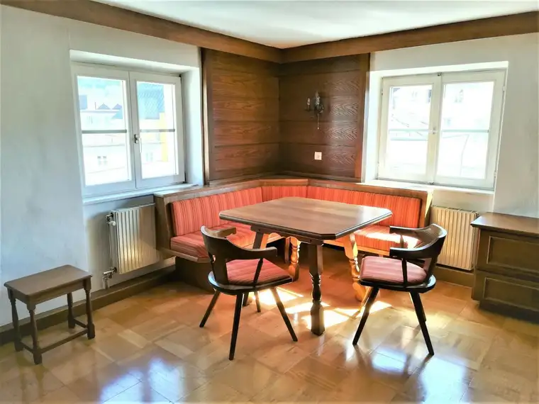 vollmöblierte ALTBAUWOHNUNG in der historischen Stadt Hall in Tirol
