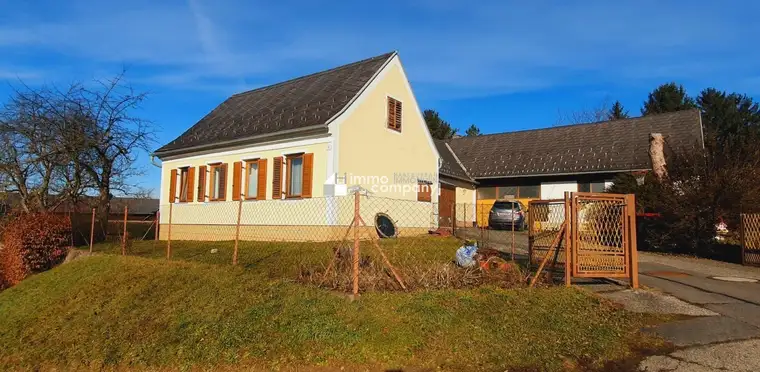 Liebevolles Bauernhaus zu verkaufen, ca. 110m² WFl, ca. 1500m² Grund – Kaufpreis 160.000 Euro VB