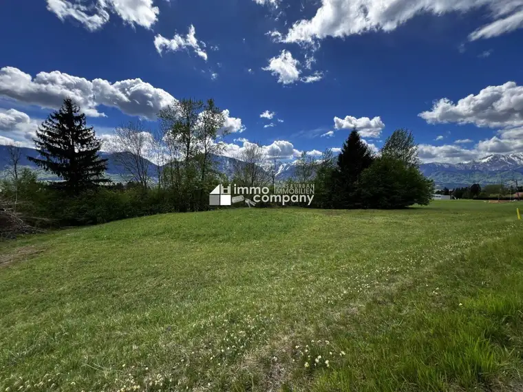 Traumhaftes Baugrundstück in Kärnten (1046m²) mit unverbaubaren Fernblick in Südlage - Perfekt für Ihr Eigenheim