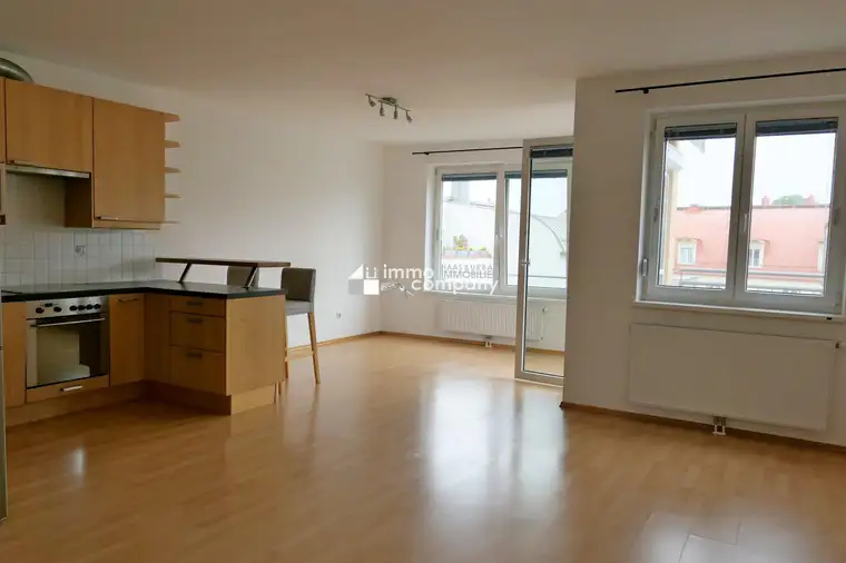 MARIA ENZERSDORF - 3 Zimmer-Wohnung mit Balkon und Stellplatz + ruhige Lage