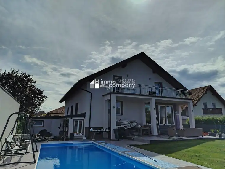 Traumhaftes Mehrfamilienhaus in Pottendorf - Luxuriöses Wohnen auf 450m² mit Garten, Balkon, Terrasse und mehr!