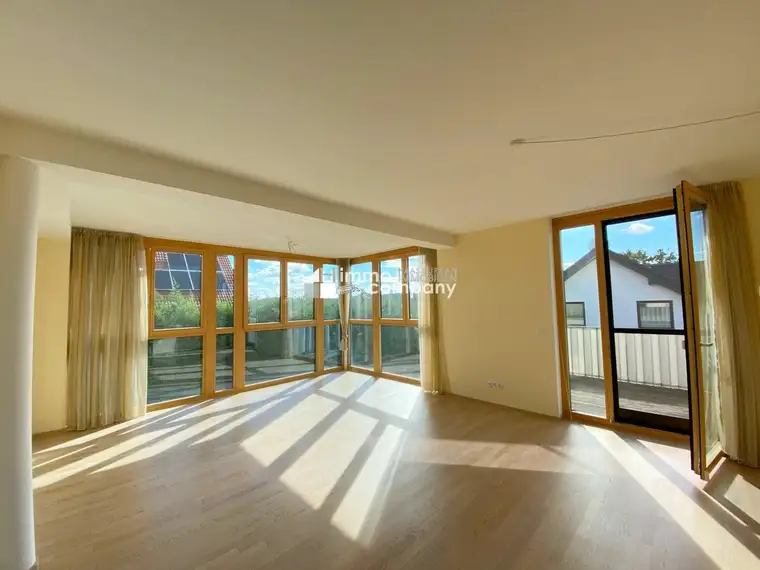 Traumhafte 3-Zimmer-Wohnung mit Balkon und Garage in Gießhübl!