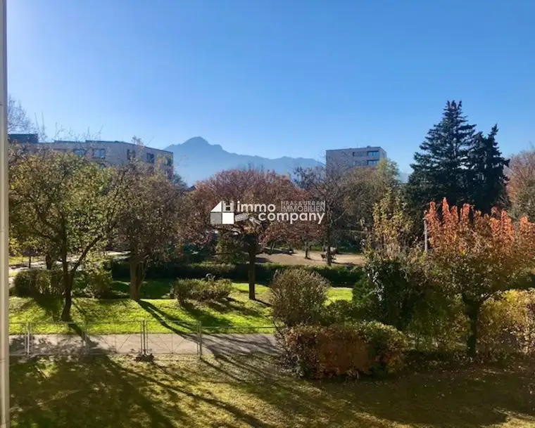 Schöne 3 Zimmer Stadtwohnung mitten in Pradl / Andechsstrasse - eine gute Option für Ihre Wohnperspektive mit Blick ins Grüne, Tiefgaragenplatz