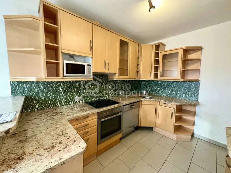 Geräumige 4-Zimmer-Wohnung mit Loggia in Strasshof – Ihr neues Zuhause wartet!