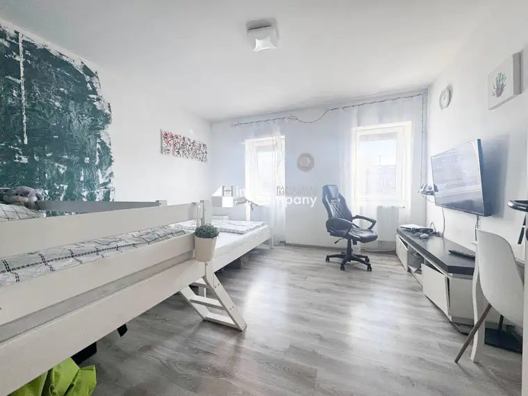 CHARMANTES EINFAMILIENHAUS in Schletz - Modernisiert &amp; erschwinglich!