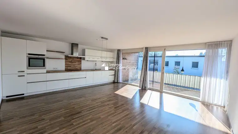!!!Neuer Preis!!! Exklusive 3-Zimmer-Dachgeschosswohnung mit Südwestbalkon und Carport in Dornbirn - Perfekt für Paare!