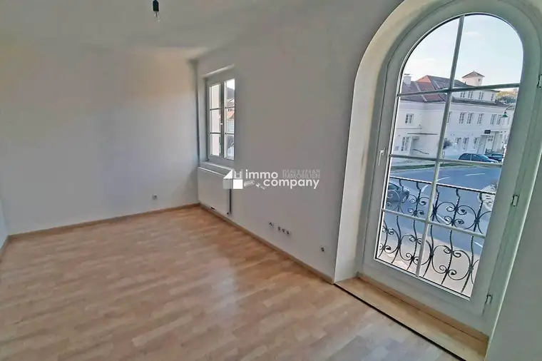 Spitzen Single-Wohnung mit super Sonnen-Terrasse