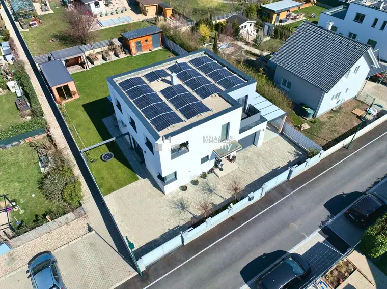 Photovoltaik, Saunahaus, Outdoordusche, Garage, 6 Zimmer, uvm. - Lifestyle hoch 10