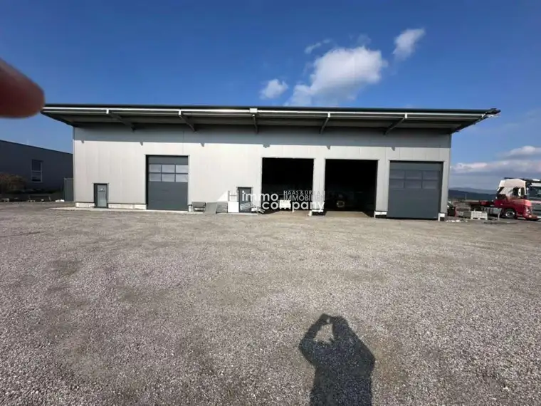 Lagerhalle mit vielen Möglichkeiten