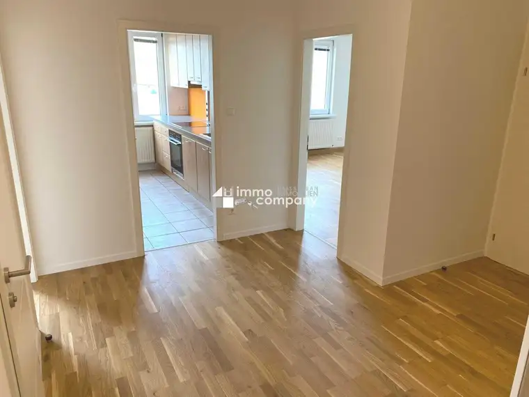 Schöne 2-Zimmer-Wohnung, Erstbezug nach Renovierung