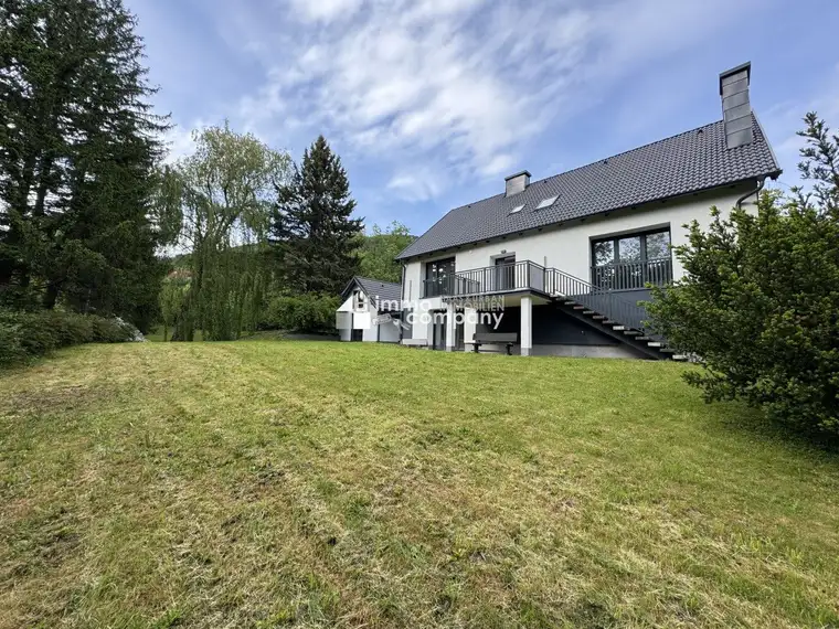 Luxuriöses Entkerntes Haus in Willendorf mit 8 Zimmern und großem Garten - Perfekt für anspruchsvolle Familien - 890.000 €