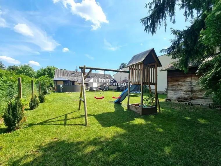 CHARMANTES EINFAMILIENHAUS in Schletz - Modernisiert &amp; erschwinglich!