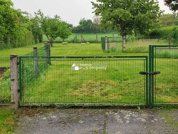 Traumhaftes Grundstück in Mühlfeld: 1122 m² für Ihre Wohnträume!