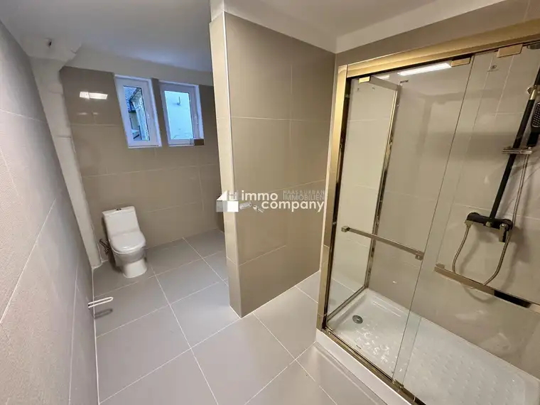 Helle 2-Zimmer-Wohnung in Lassee – Wohlfühloase für 600 € Kalt! Stadtblick inklusive!