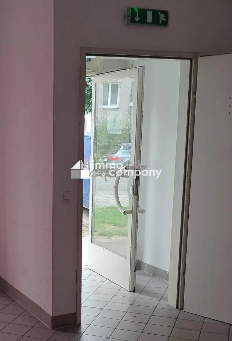 1120 Wien Geschäftslokal mit Büro - Erdgeschoß mit Auslage - sanierungsbedürftig