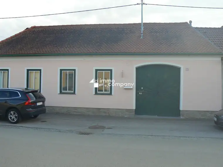 Einfamilienhaus in Großkadolz: Sanierungsbedürftig, 110m² für nur 84.000€!