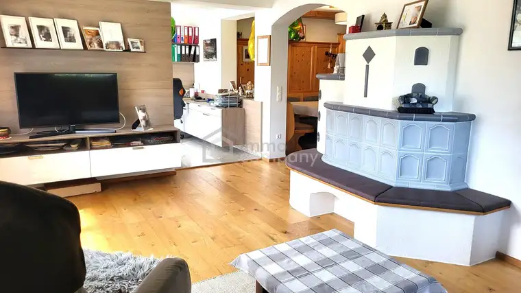 Preisreduktion! Ca. 11.000 m² großes Anwesen direkt am Waldrand mit Panoramablick - fast wie Alleinlage!